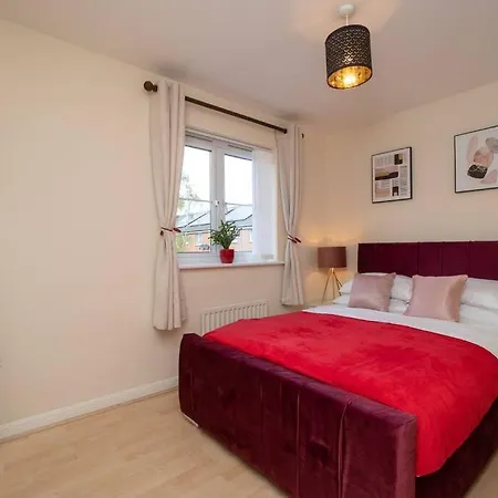 Apartment Bristol's Coach House - 2 Bedroom Detached With Secure Parking Bristol